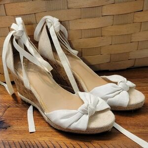 NWOT Apt.9 Wedges Size 9